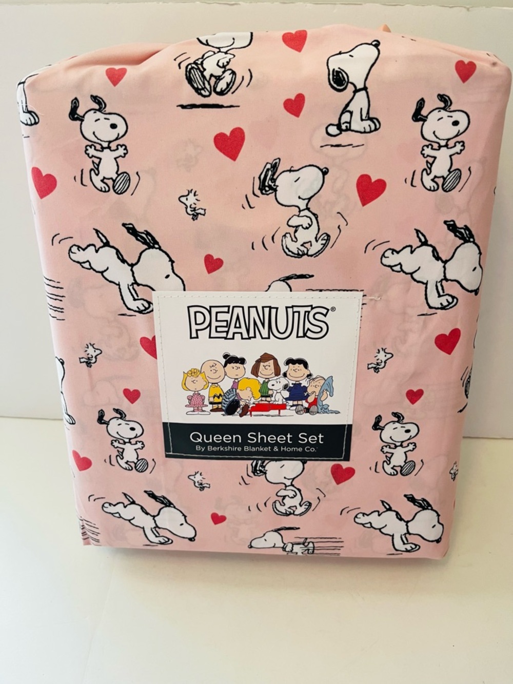 Berkshire Peanuts Snoopy & Woodstock Pink Valentine Heart Queen Size Sheet Set